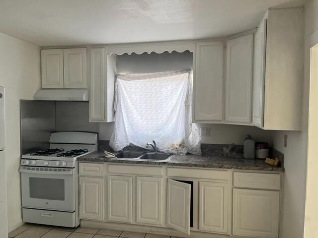 Property Photo: 1443 65th Avenue CA 94621