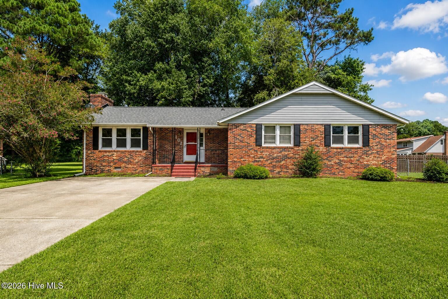 Property Photo:  102 Lionel Avenue  NC 28540 