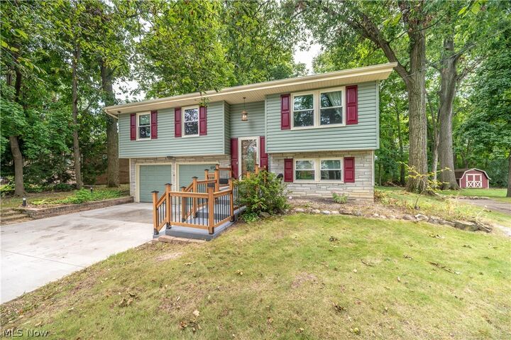 Property Photo:  4851 Woodridge Drive  OH 44515 