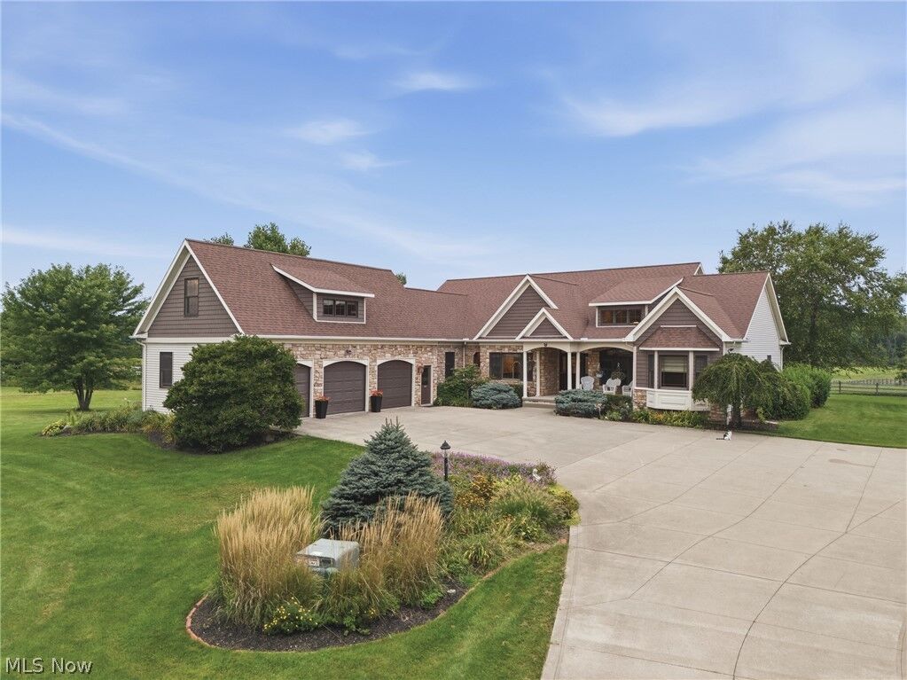 Property Photo:  2815 Bartlett Road  OH 44255 