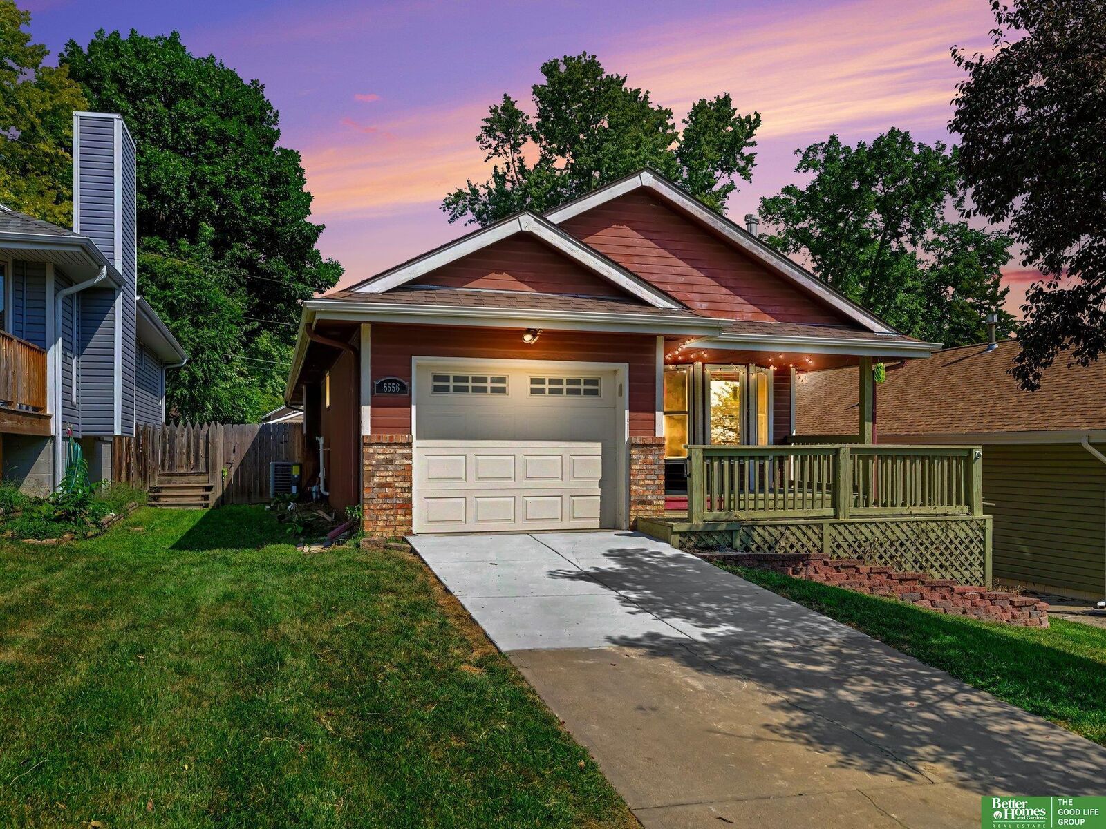 Property Photo:  5556 Walnut Street  NE 68106 