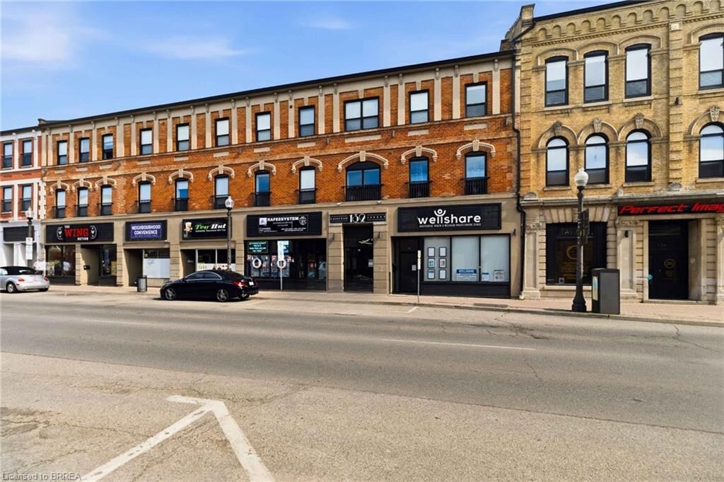 Property Photo:  132 Dalhousie Street 304  ON N3T 2J3 