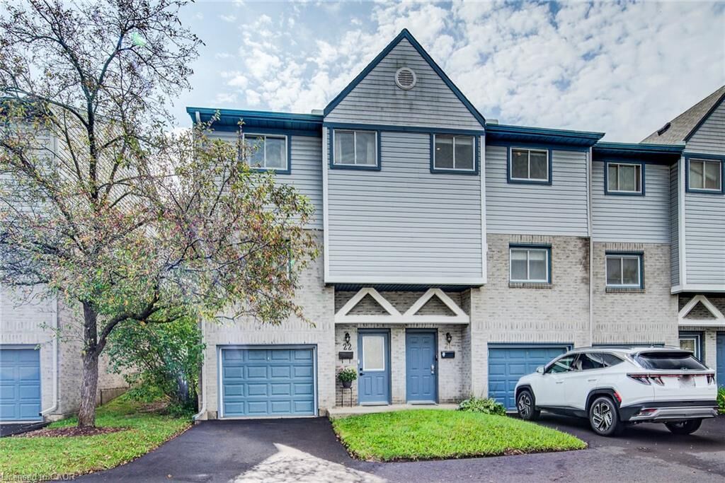 Property Photo:  589 Beechwood Drive 22  ON N2T 2K9 