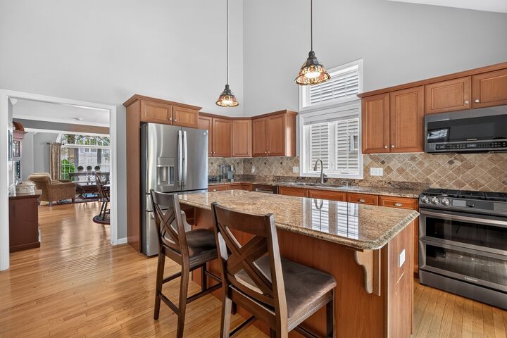Property Photo:  55 Windemere Circle 16  MA 01879 