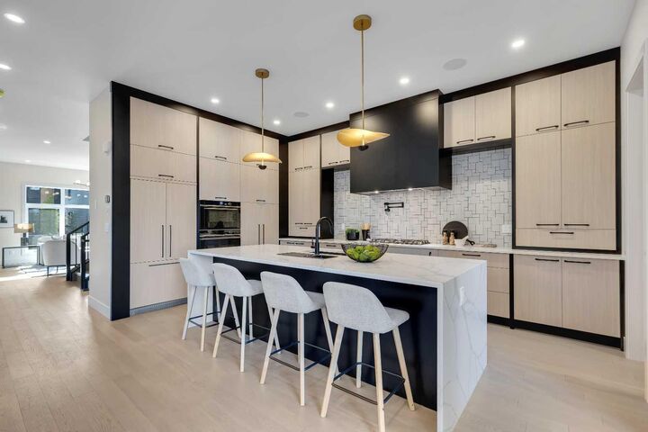 Property Photo: 336 Normandy Drive SW AB T3E 7J6