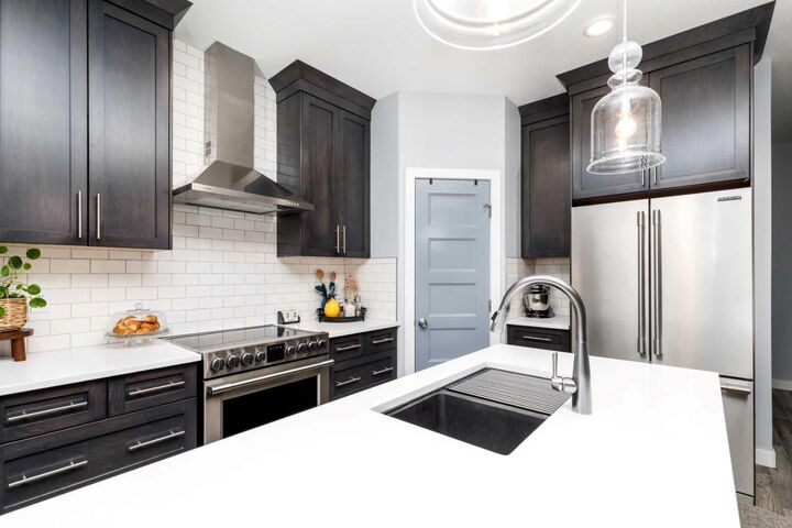 Property Photo:  3541 44 Avenue  AB T4N 3H2 