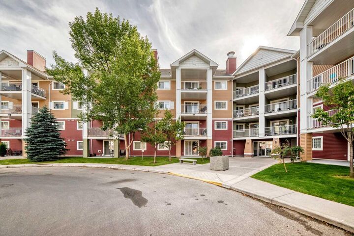 Photo de la propriété:  10 Prestwick Bay SE 3116  AB T2Z 0B3 