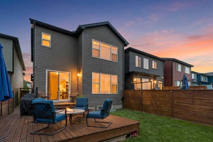 Property Photo:  20 Wolf Creek Street SE  AB T2X 4V2 