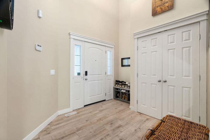 Property Photo:  417 River Heights Drive  AB T4C 0J3 