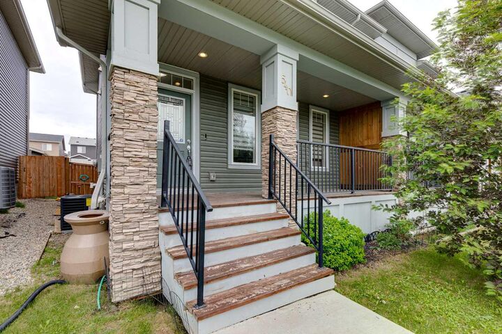 Property Photo:  540 Evanston Link NW  AB T3P 0R4 