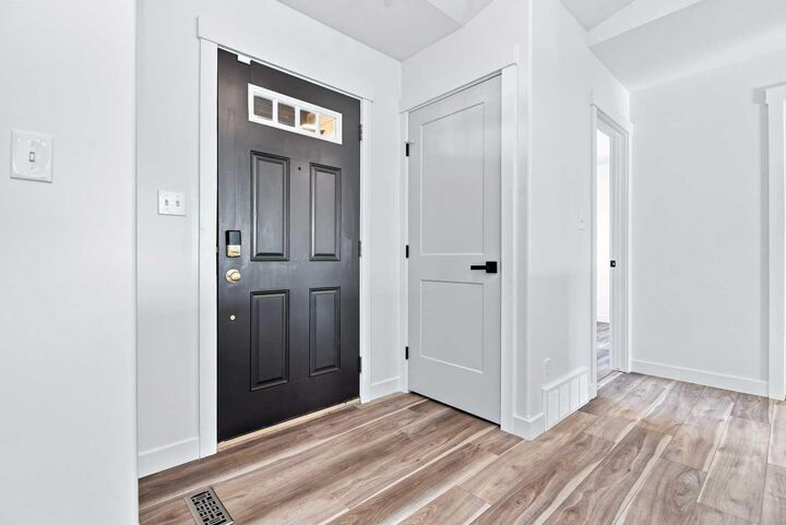 Property Photo:  54 Inglewood Drive  AB T4R 0B8 