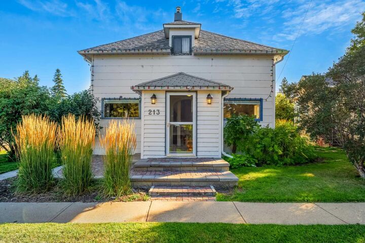 Property Photo: 213 Main Street AB T0M 0A0