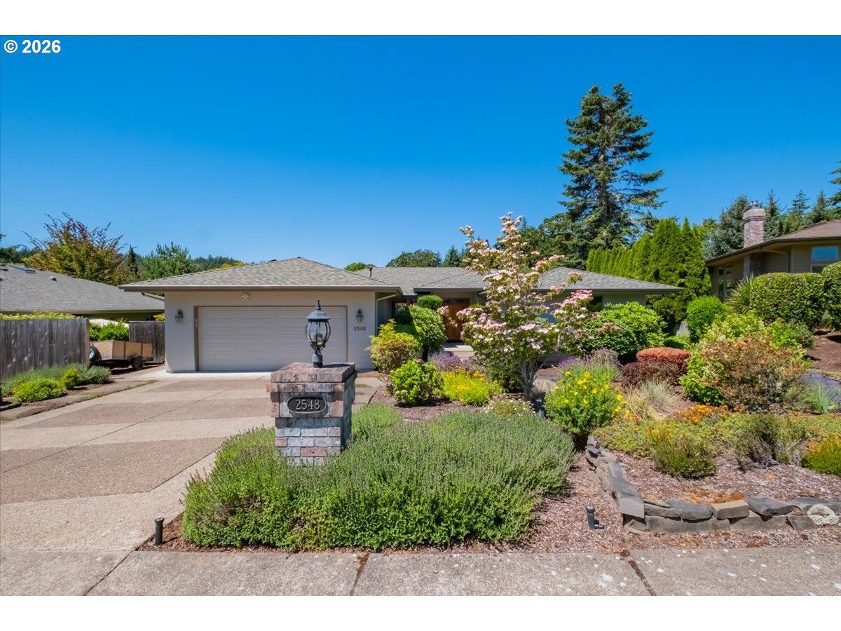 Property Photo: 2548 NW Maser Dr OR 97330