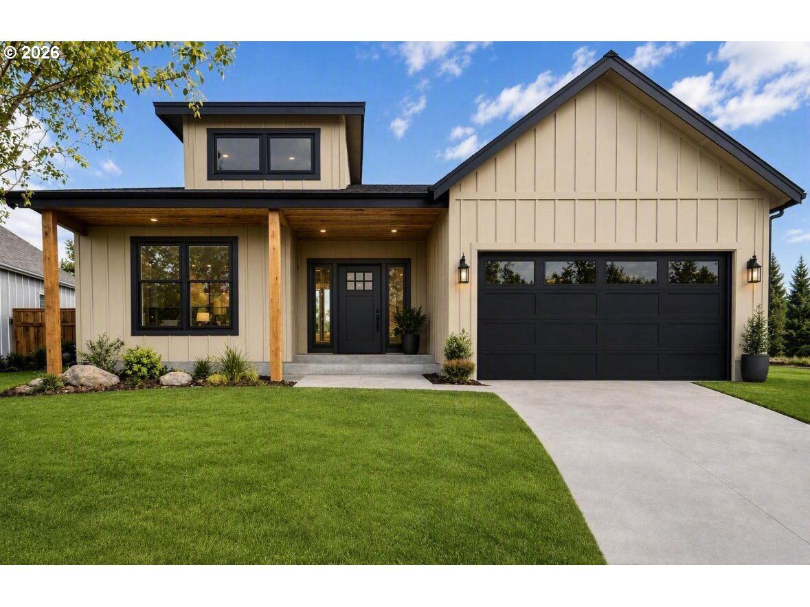 Property Photo:  1160 SE Bugle Ave  OR 97146 