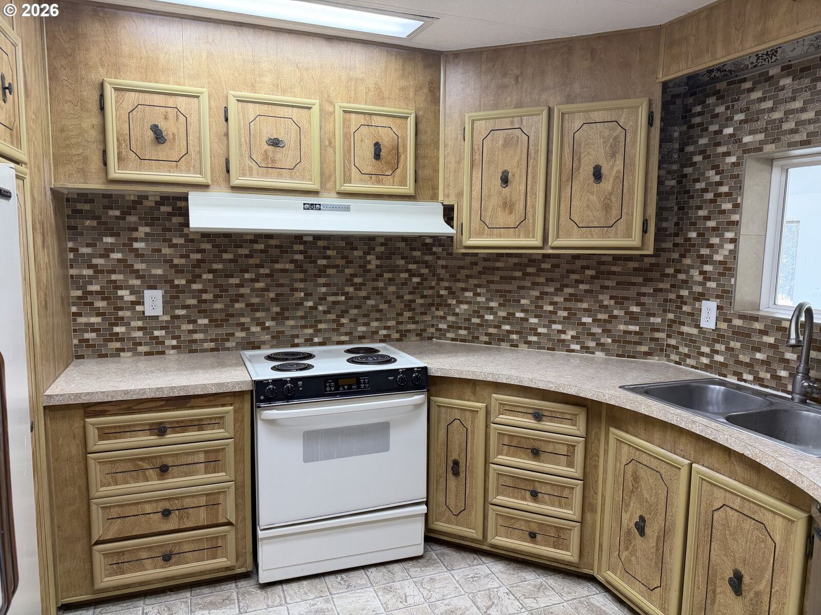 Property Photo:  17875 Old Wood Rd  OR 97707 