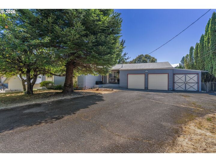 Property Photo: 600 NW Gropper Rd WA 98648