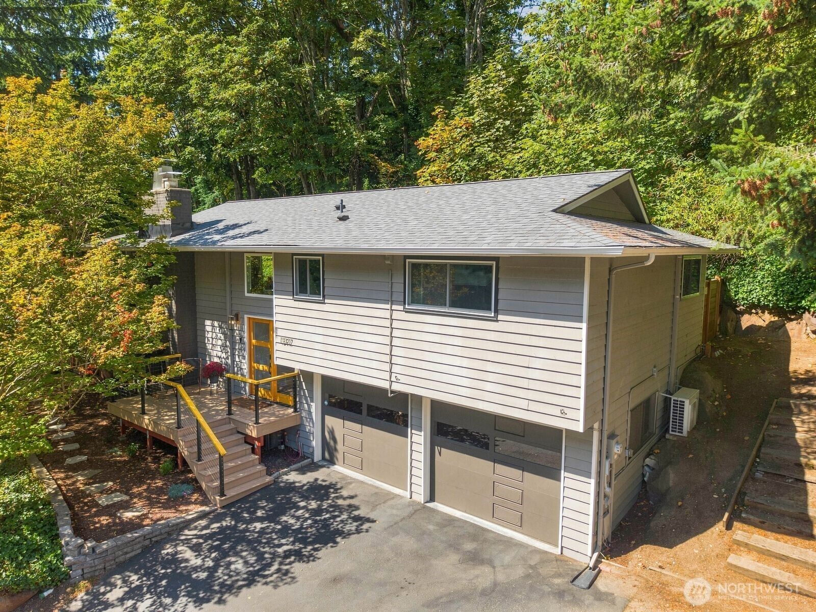 Property Photo: 13917 16th Place SW WA 98166