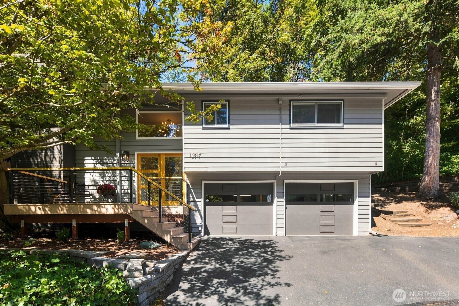 Property Photo: 13917 16th Place SW WA 98166