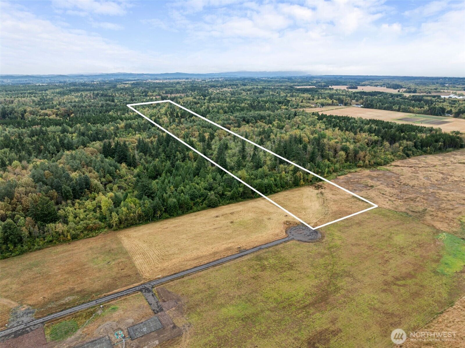 Property Photo:  137  Jenny Kay Lane  WA 98542 