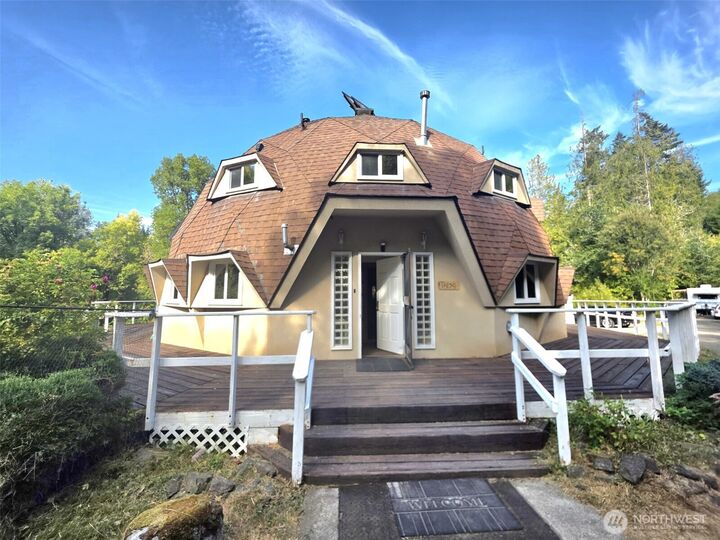 Property Photo: 17230 Jonas Hill Lane SE WA 98576