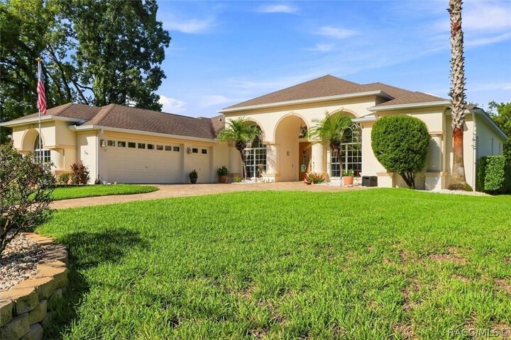 Property Photo: 564 Afterglow Circle FL 34429