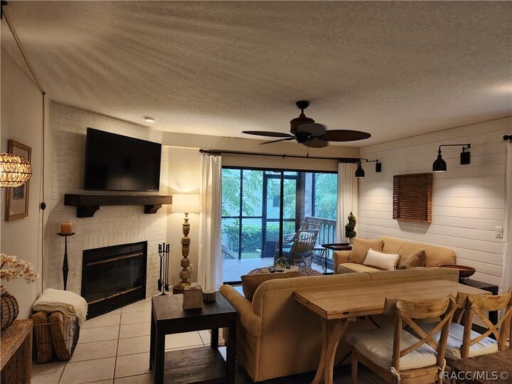 Property Photo: 5175 S Gray Pelican Way FL 34448