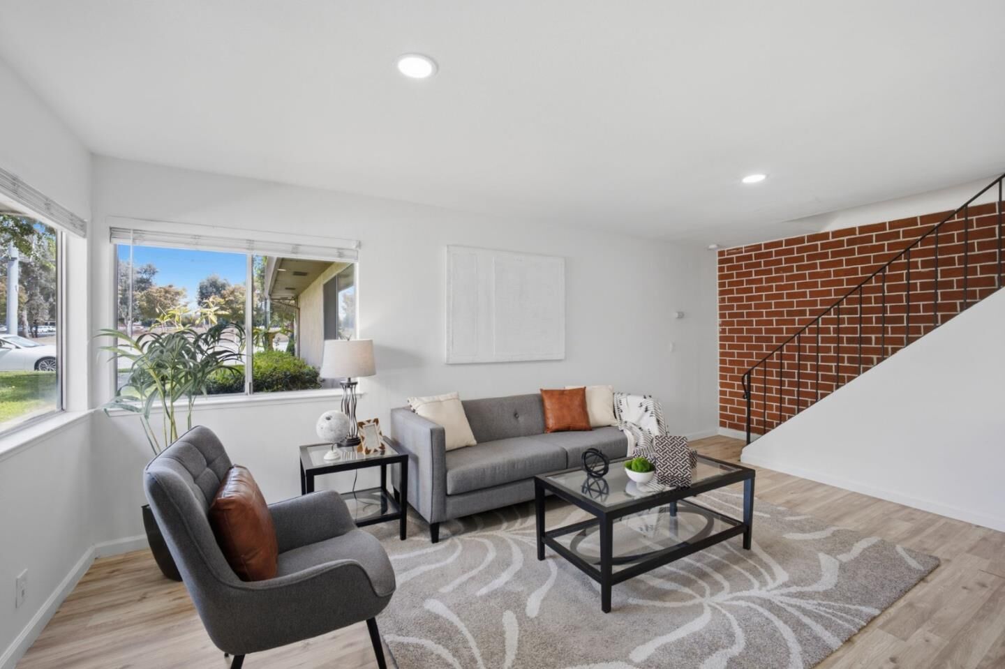 Property Photo:  811 North Capitol Avenue 3  CA 95133 