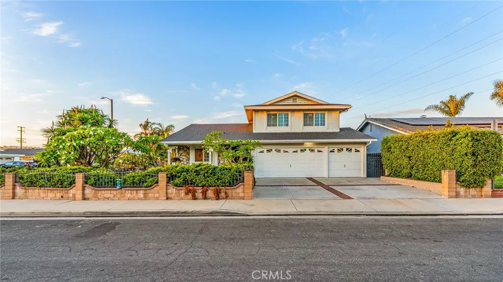 Property Photo:  8505 Arma Street  CA 90660 