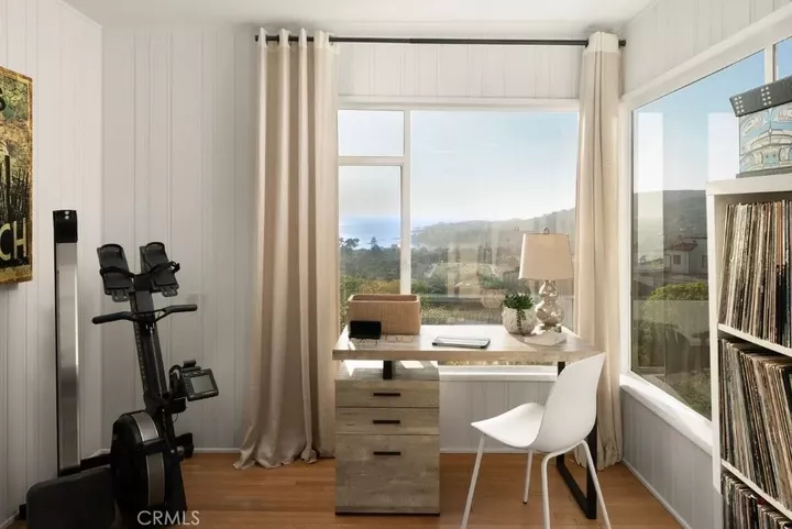 Property Photo:  933 Coast View  CA 92651 