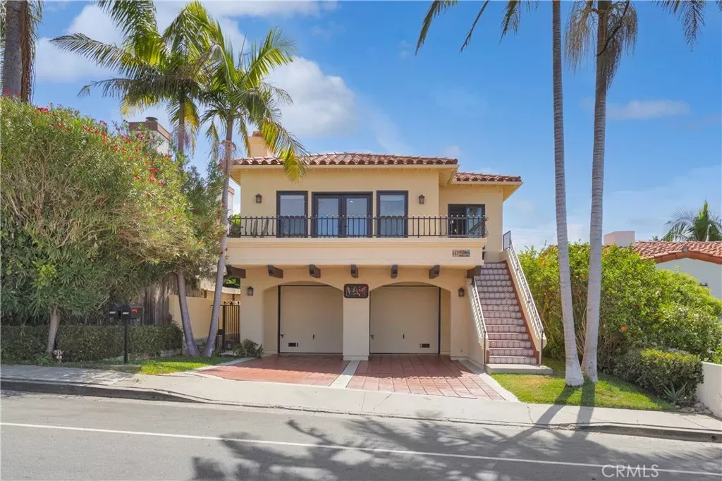 Property Photo: 117 Avenida Pelayo CA 92672