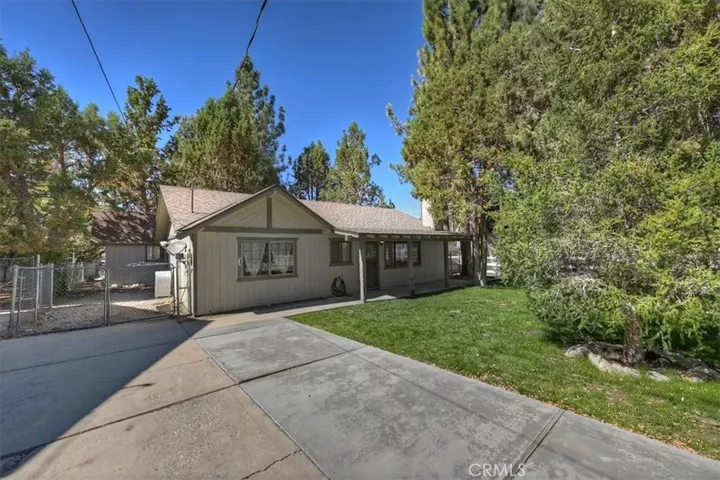 Property Photo:  1345 E Country Club  CA 92314 