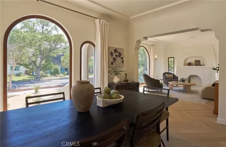 Property Photo:  721 Palm Drive  CA 91202 