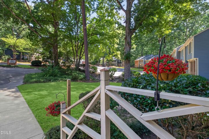 Property Photo: 5540 Hamstead Crossing NC 27612