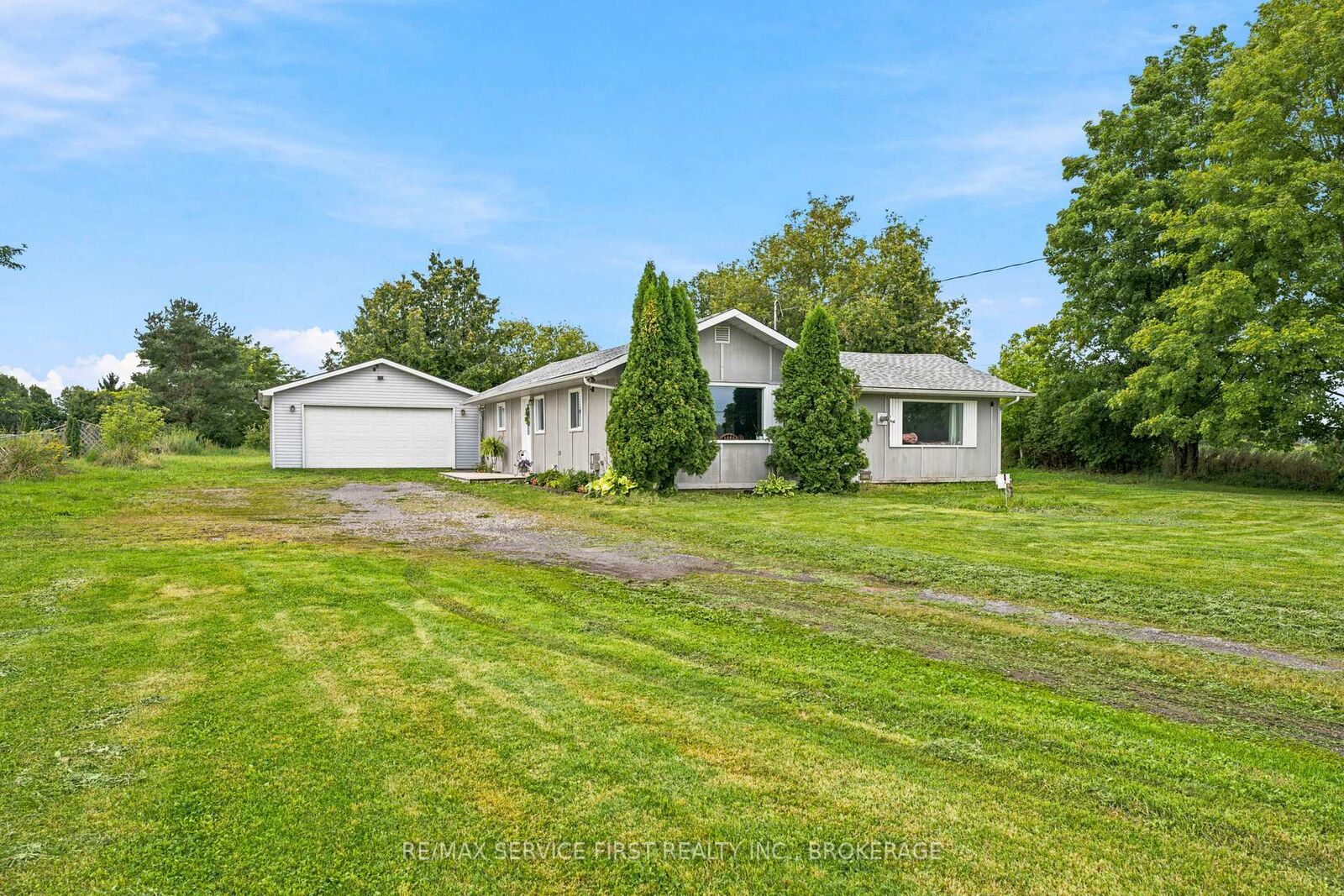 Property Photo:  2867 Highway 2 N/A  ON K7L 5H6 
