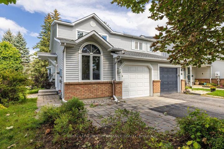 Property Photo:  83 Kathleen Crescent  ON K2S 1L8 