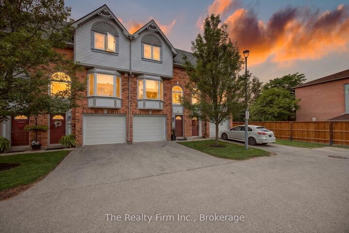 Property Photo:  46 Conestoga Road 19  ON N4T 1S4 