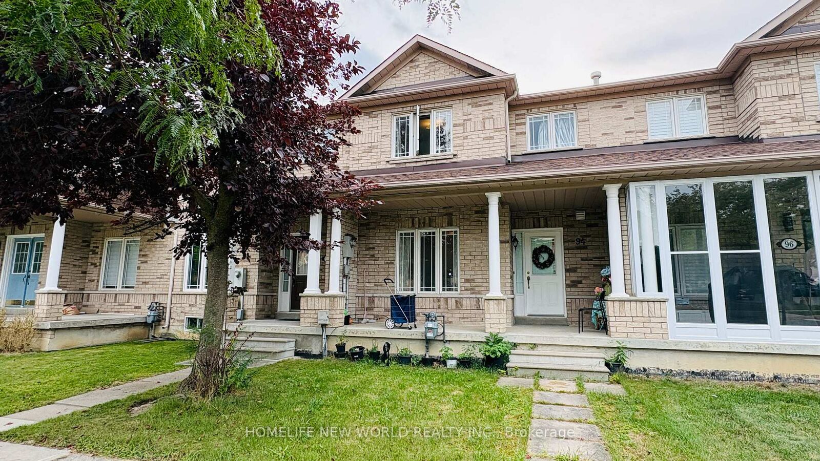 Property Photo:  94 Forestwood Street  ON L4S 2K5 