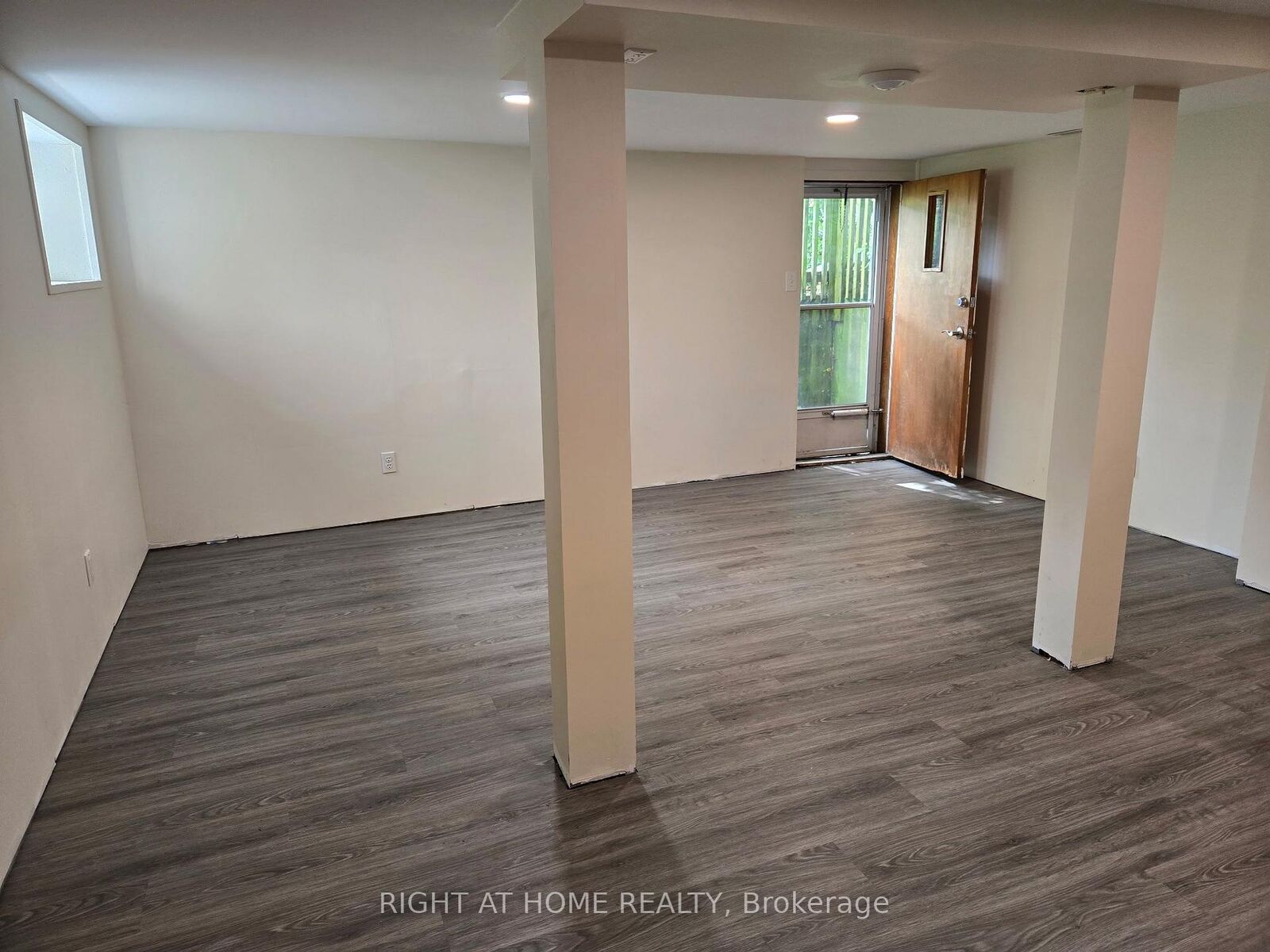Property Photo:  109 Furnival Road S Basement  ON M4B 1W6 