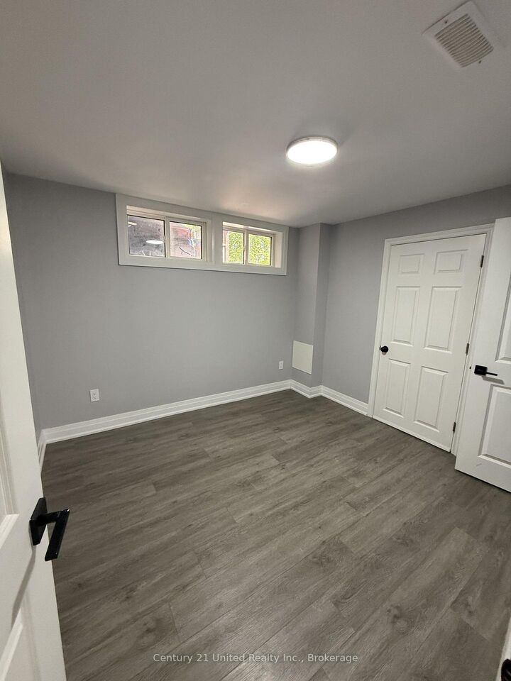 Property Photo:  13 Beechwood Drive A  ON K9J 1M2 