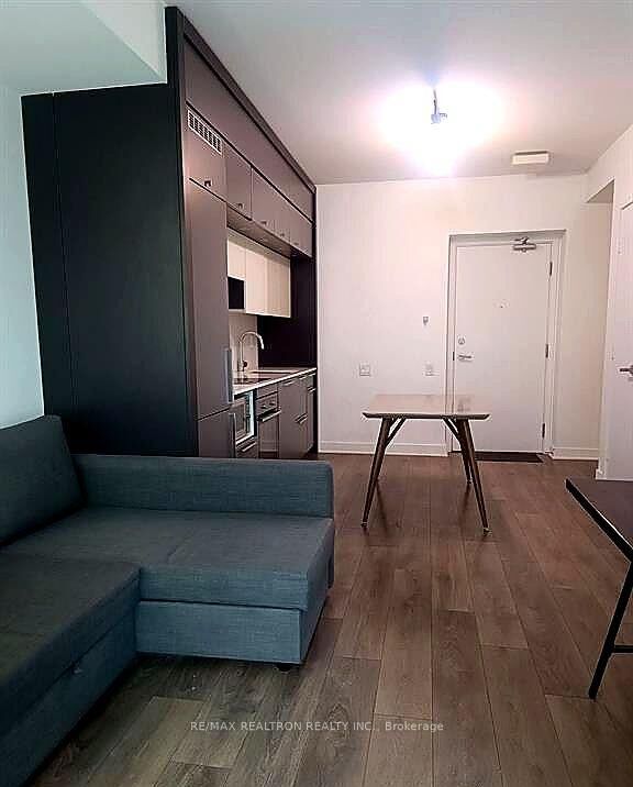 Property Photo:  15 Grenville Street 1207  ON M4Y 1A1 