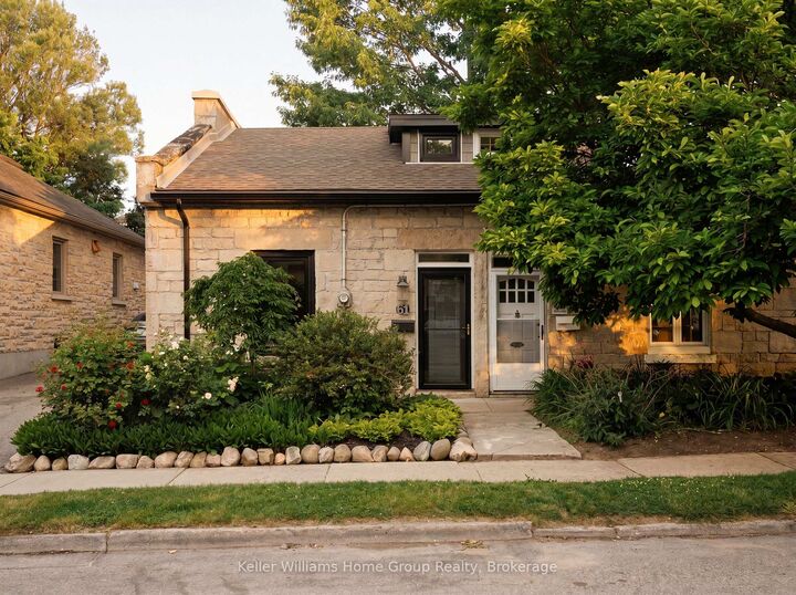 Property Photo:  61 Essex Street  ON N1H 3K9 