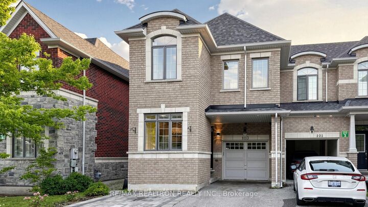 Property Photo:  103 Alexie Way  ON L4H 3V4 