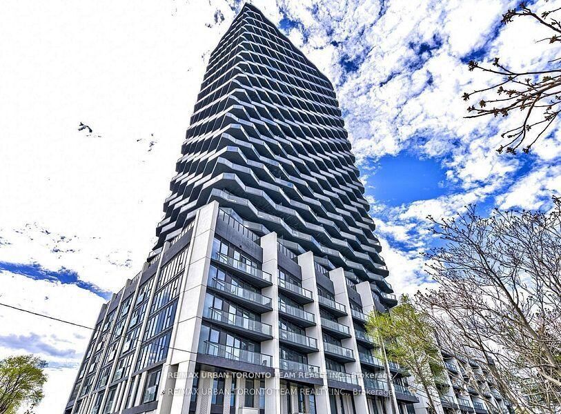 Property Photo:  36 Zorra Street 3204  ON M8Z 1R7 