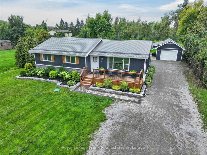 Property Photo:  71 Queen Street S  ON K0L 2W0 