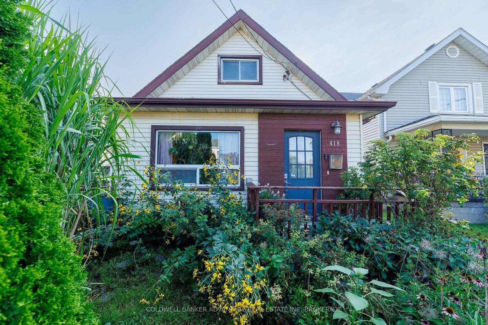 Property Photo:  418 McAlpine Avenue N  ON L3B 1T3 