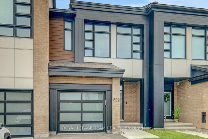 Property Photo:  822 Chipping Circle  ON K4M 0E7 