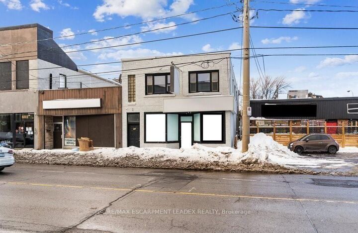 Property Photo:  598 Upper James Street A  ON L9C 2Y8 