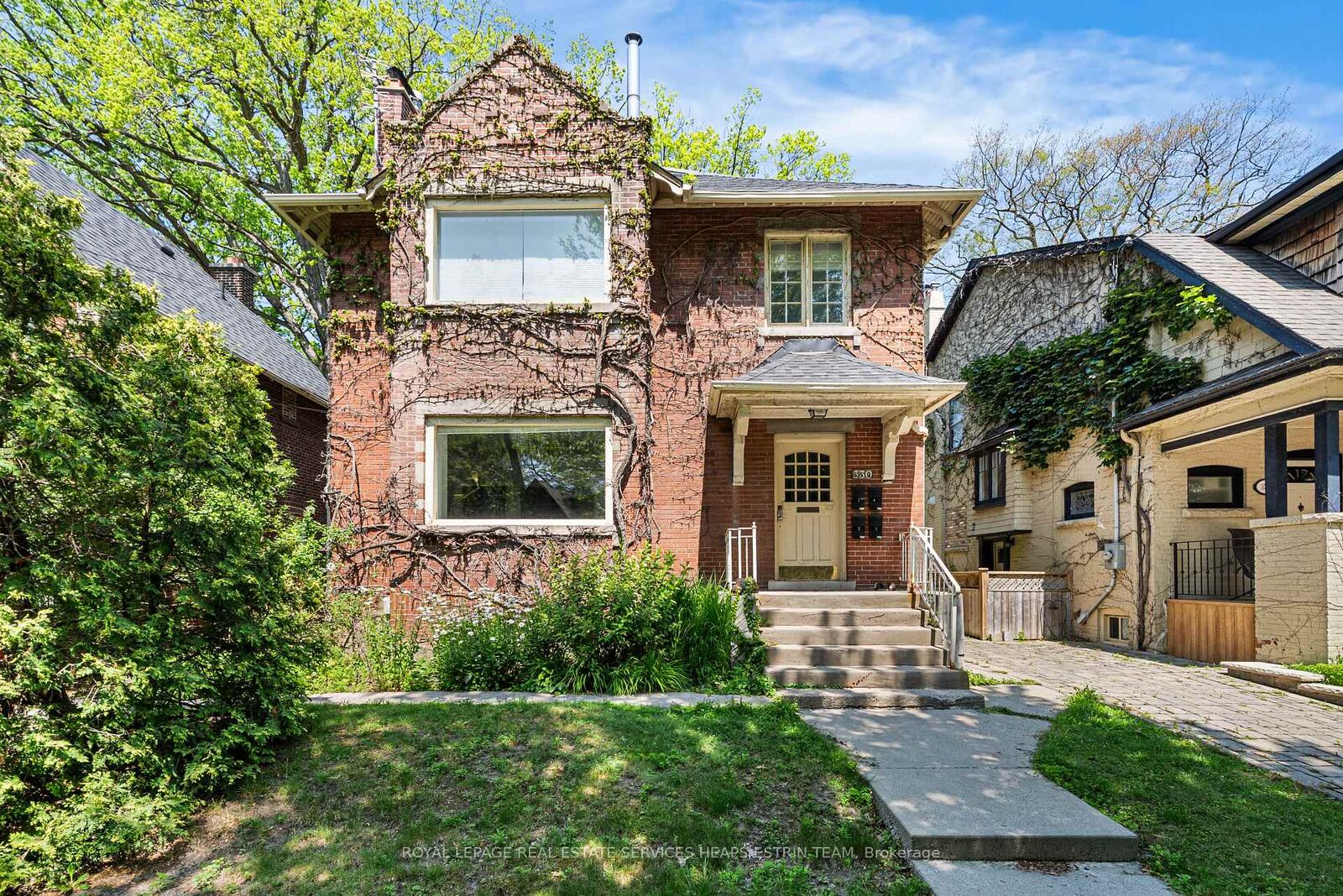 Property Photo: 330 St Clair Avenue E Lower ON M4T 1P4