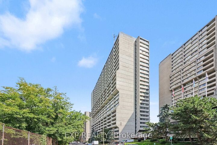 Property Photo:  500 Laurier Avenue W 204  ON K1R 5E1 