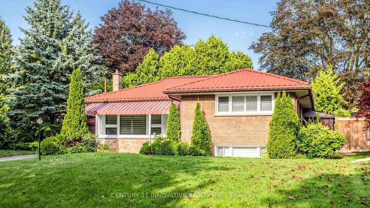 Property Photo:  161 Heather Court  ON L1G 6M2 